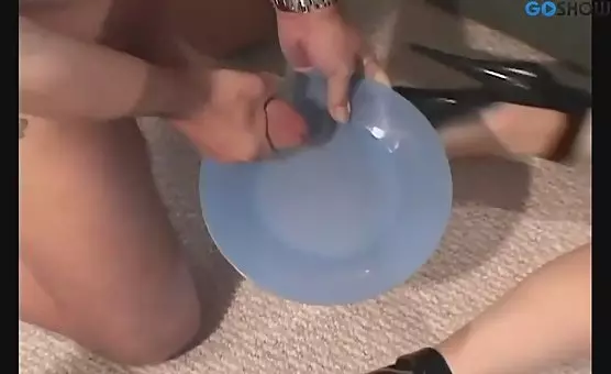 Slut Gulps Down Cumshot in TongueDrenching Frenzy
